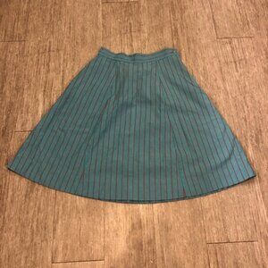 Disney Animal Kingdom Safari Diorama uniform skirt